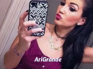 AriGrande