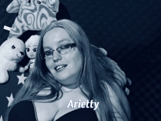 Arietty Sexe amateur contributions