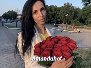 Amandahot