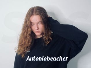 Antoniabeacher