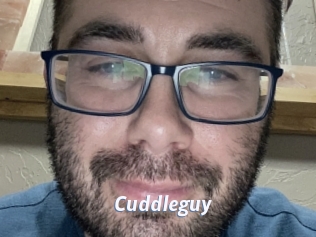 Cuddleguy
