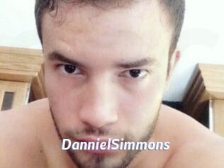 Danniel_Simmons