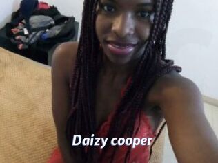 Daizy_cooper