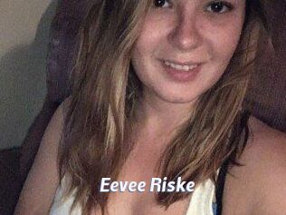 Eevee_Riske