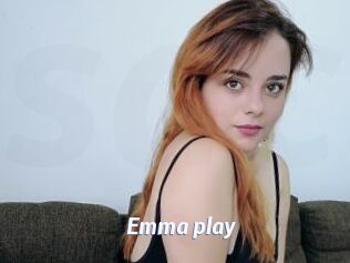 Emma_play