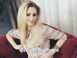 Femme_Bagheera