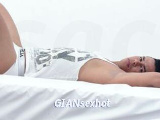 GIANsexhot