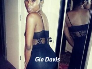 Gia_Davis