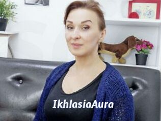 IkhlasiaAura