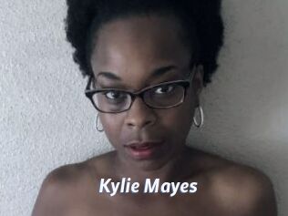 Kylie_Mayes