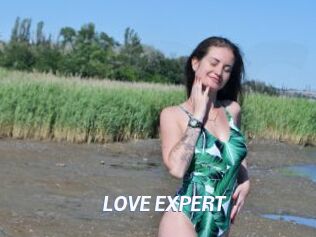 LOVE_EXPERT