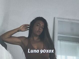 Luna_90xox