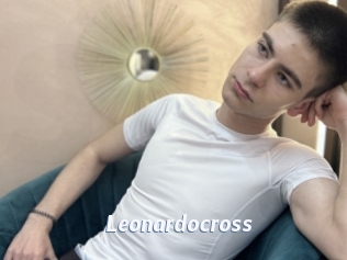 Leonardocross