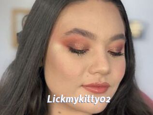 Lickmykitty02