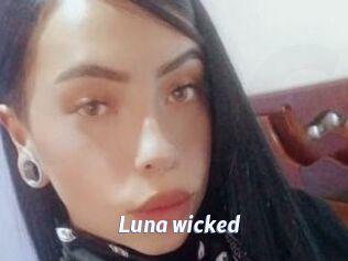 Luna_wicked