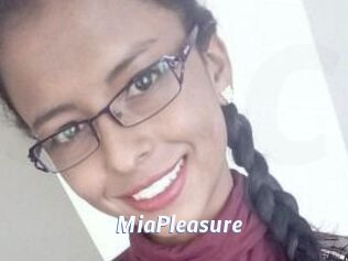 Mia_Pleasure