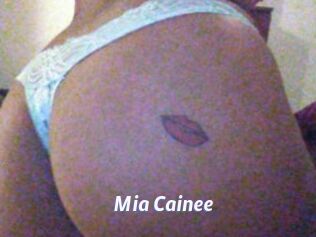 Mia_Cainee