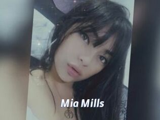 Mia_Mills