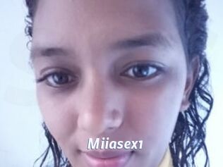 Miiasex1