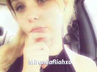 MirandaRiahxo
