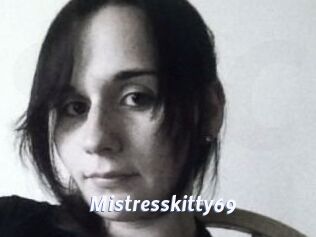 Mistresskitty69