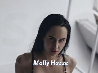 Molly_Hazze