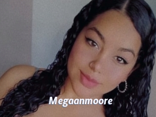 Megaanmoore