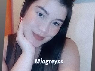 Miagreyxx