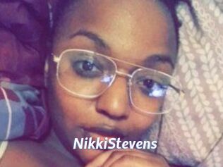 Nikki_Stevens
