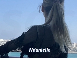 ndanielle Sexe amateur contributions