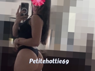 Petitehottie69