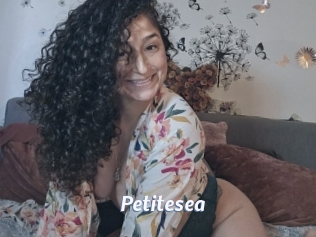 Petitesea