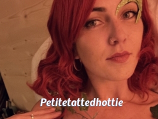 Petitetattedhottie