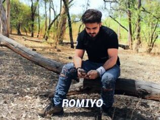 ROMIYO Sexe amateur contributions