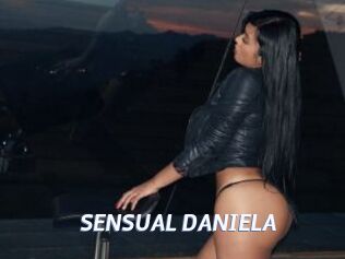 SENSUAL_DANIELA