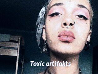 Toxic_artifakts